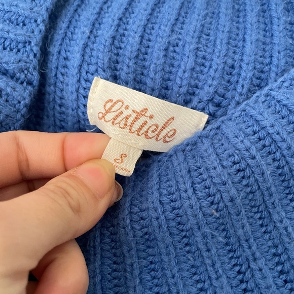 Blue Sweater - Picture 2 of 2